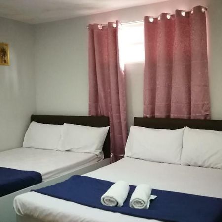 Hensonvile Place Анхелес Екстериор снимка