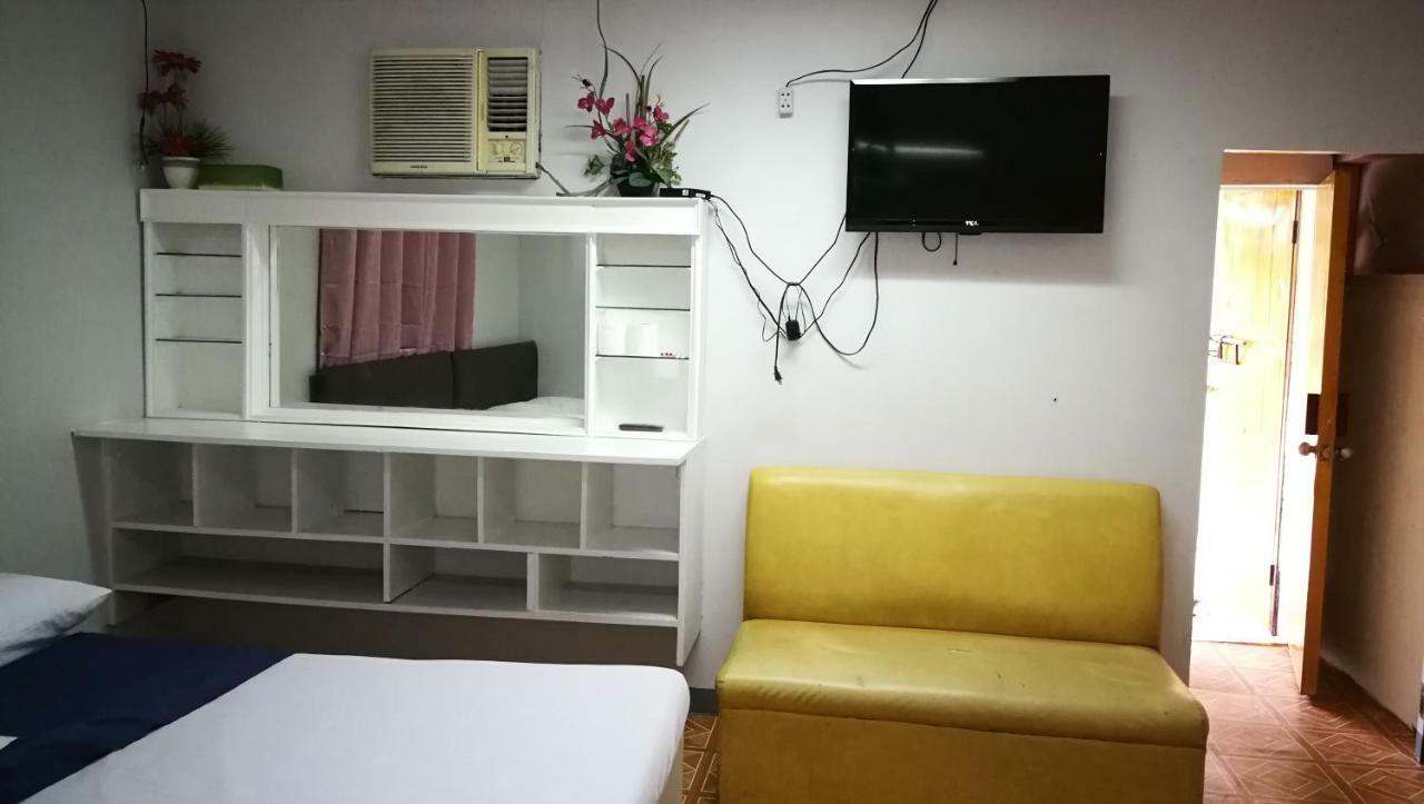 Hensonvile Place Анхелес Екстериор снимка